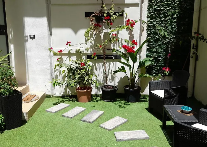 Garden Suite Apartment